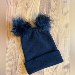 Black double Pom-pom Beanie